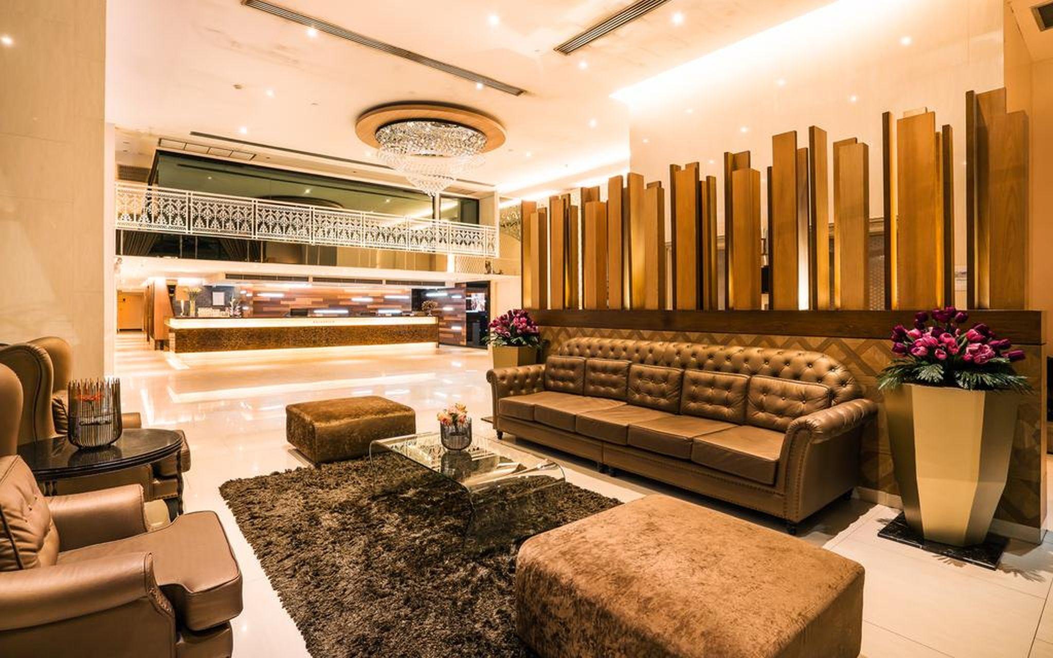 Grand Lord Boutique Hotel- Sha Extra Plus Certified Bangkok Exterior photo